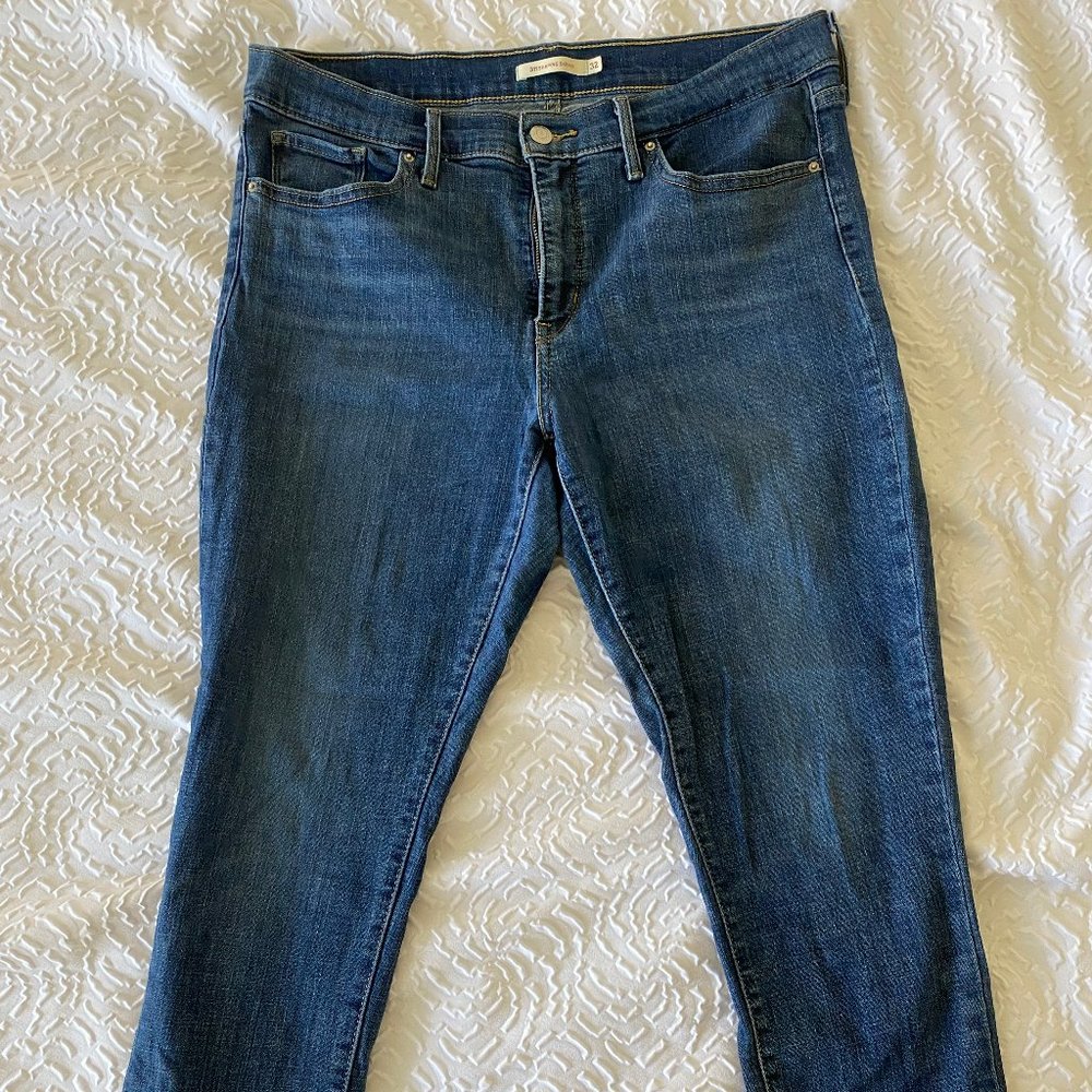 Levi's 311 Shaping Skinny Jean